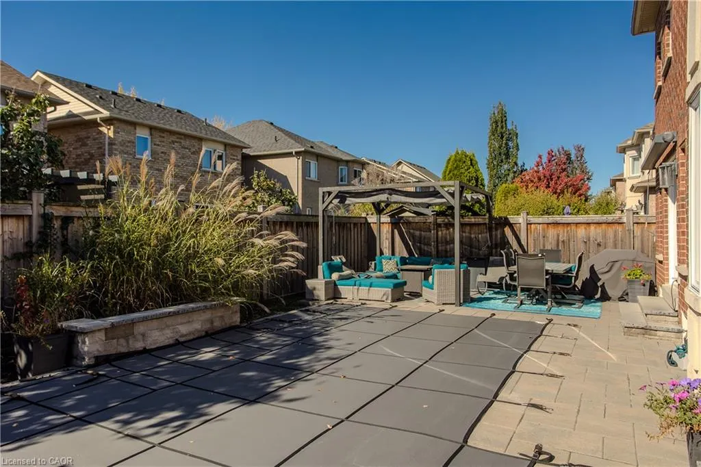 2248 Elmside Crescent