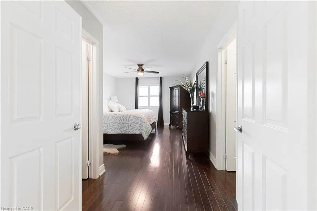 4142 Judson Common