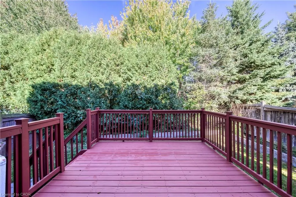 2241 Adirondak Trail