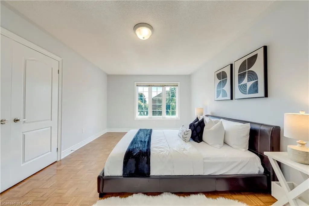 2241 Adirondak Trail