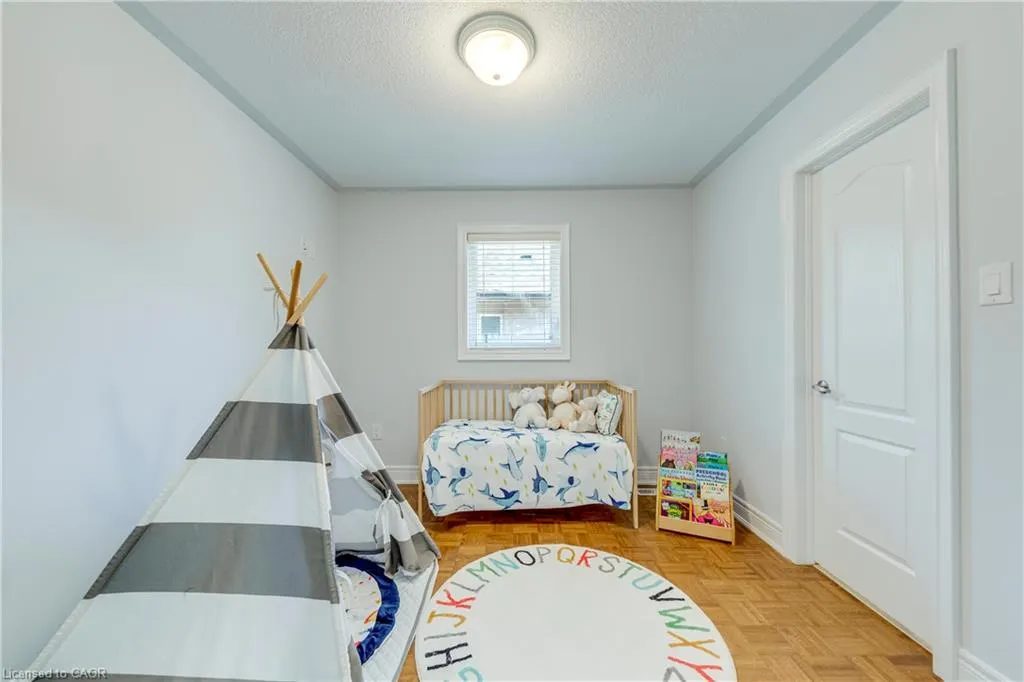 2241 Adirondak Trail