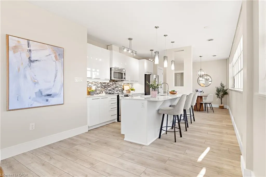 112 Benton Street #510