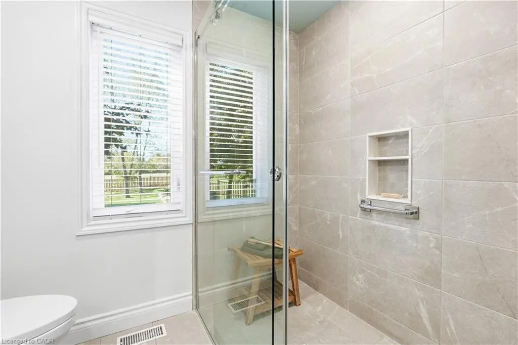 1360 Waterdown Road