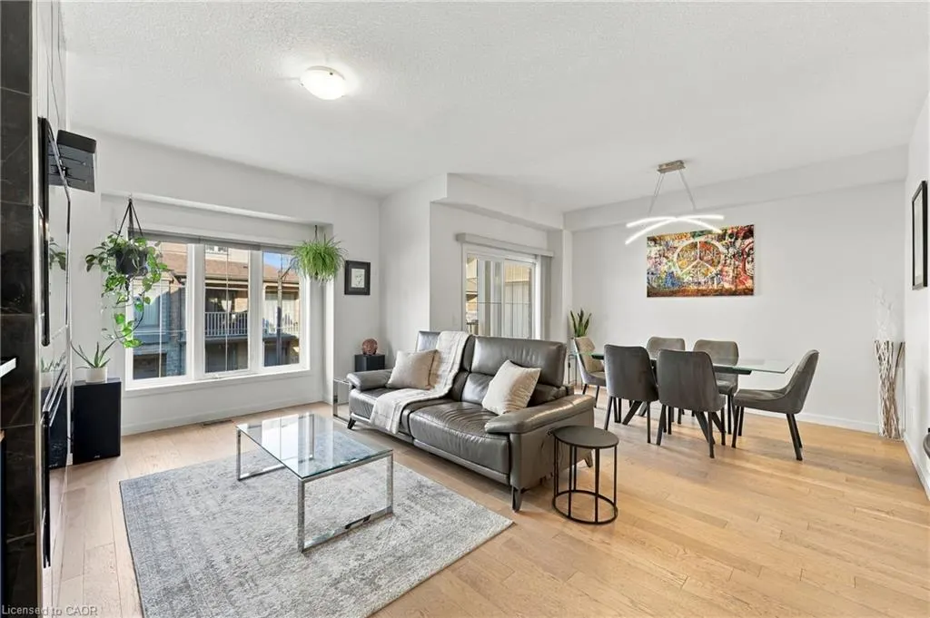 4 Waterview Drive