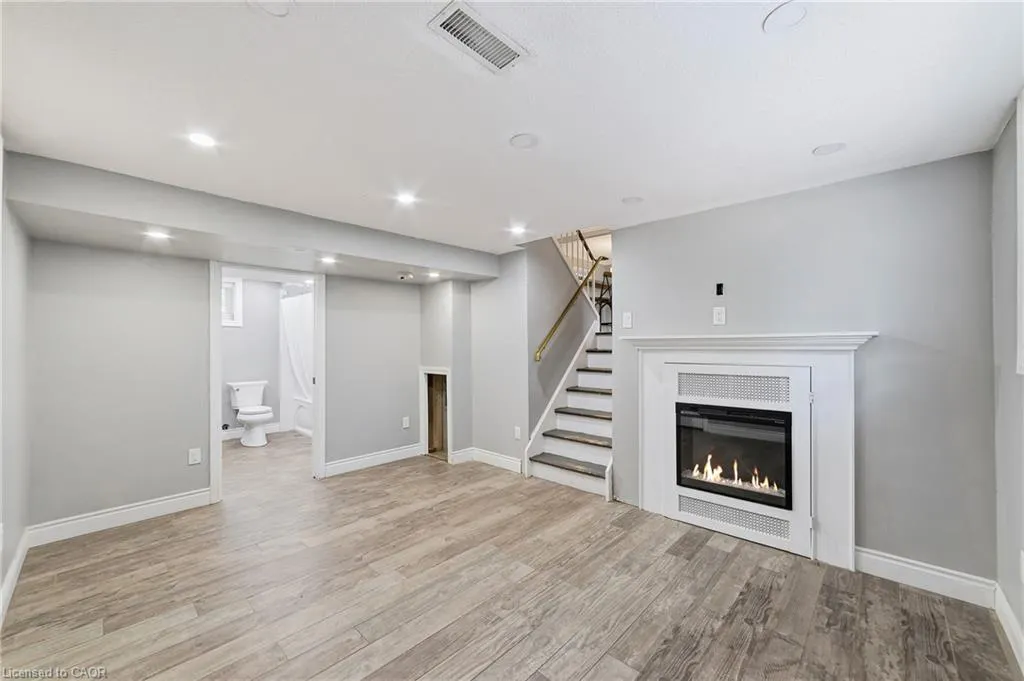 205 Sunnyridge Road