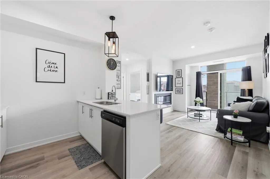 600 North Service Road #301