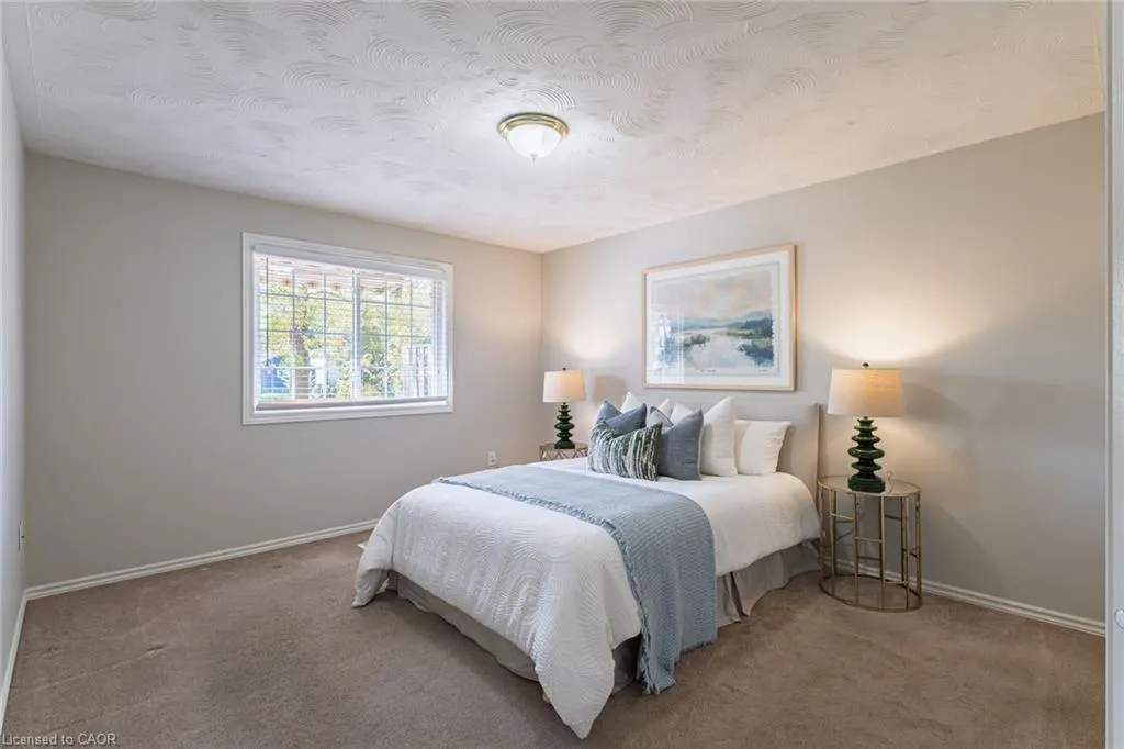 53 Beverly Street E #5
