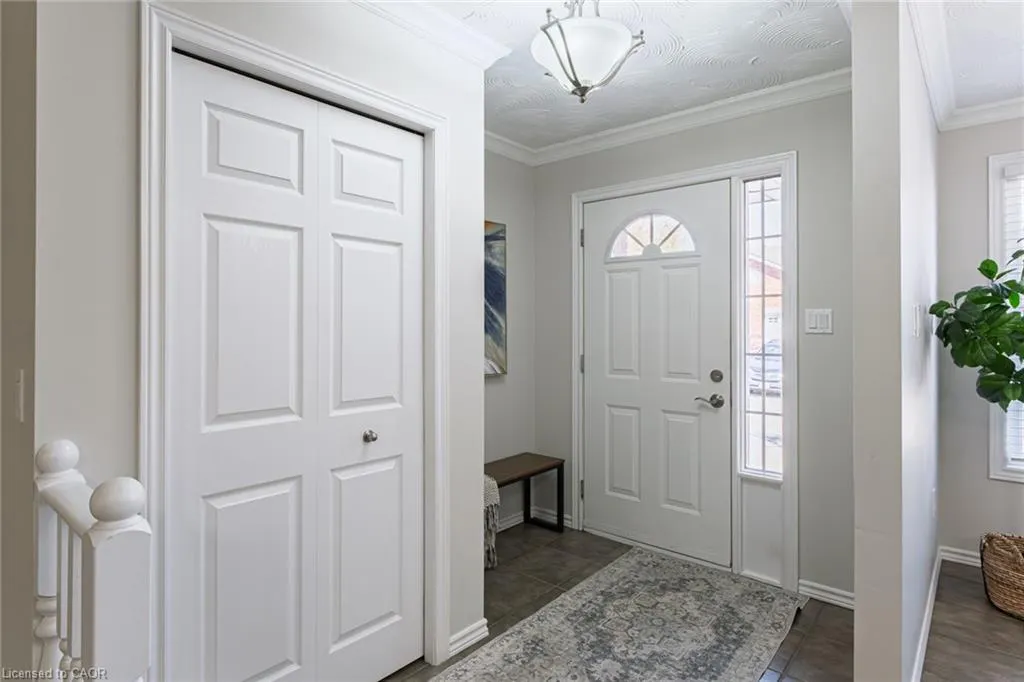 53 Beverly Street E #5