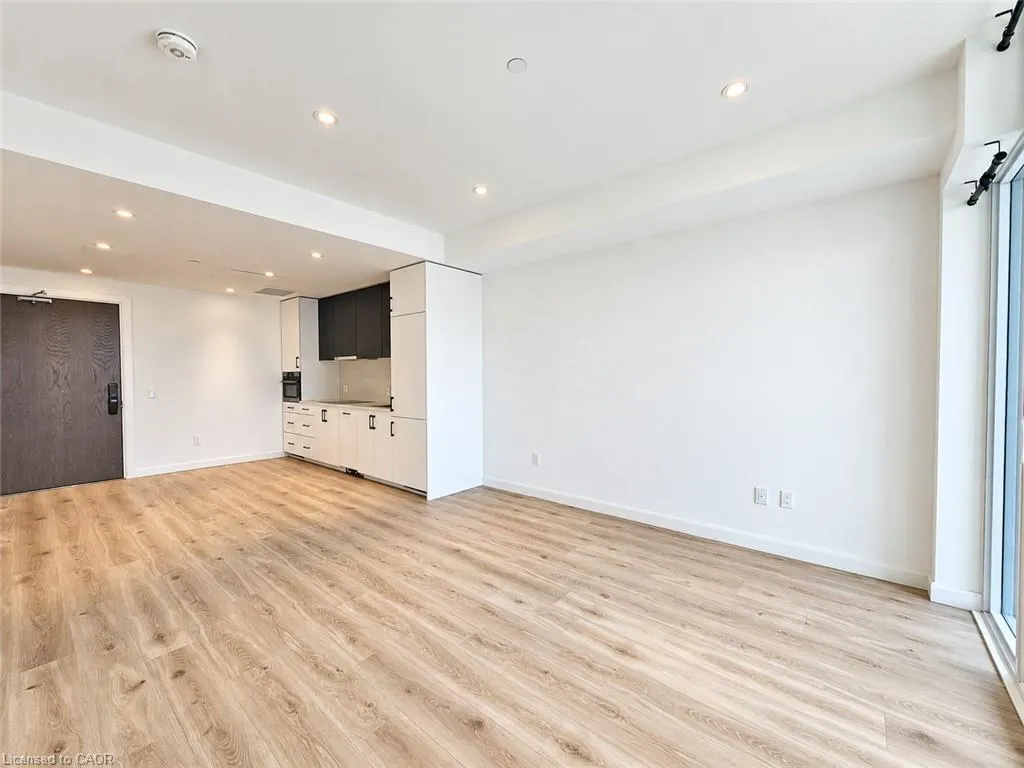741 King Street W #1705