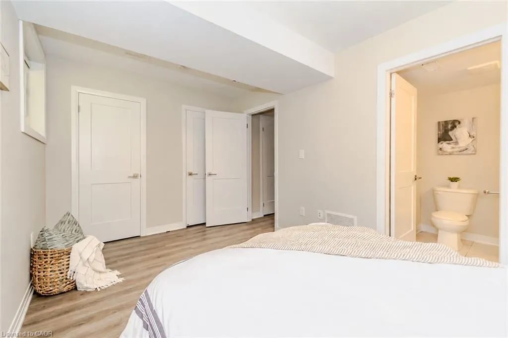 51 Sparrow Avenue #22