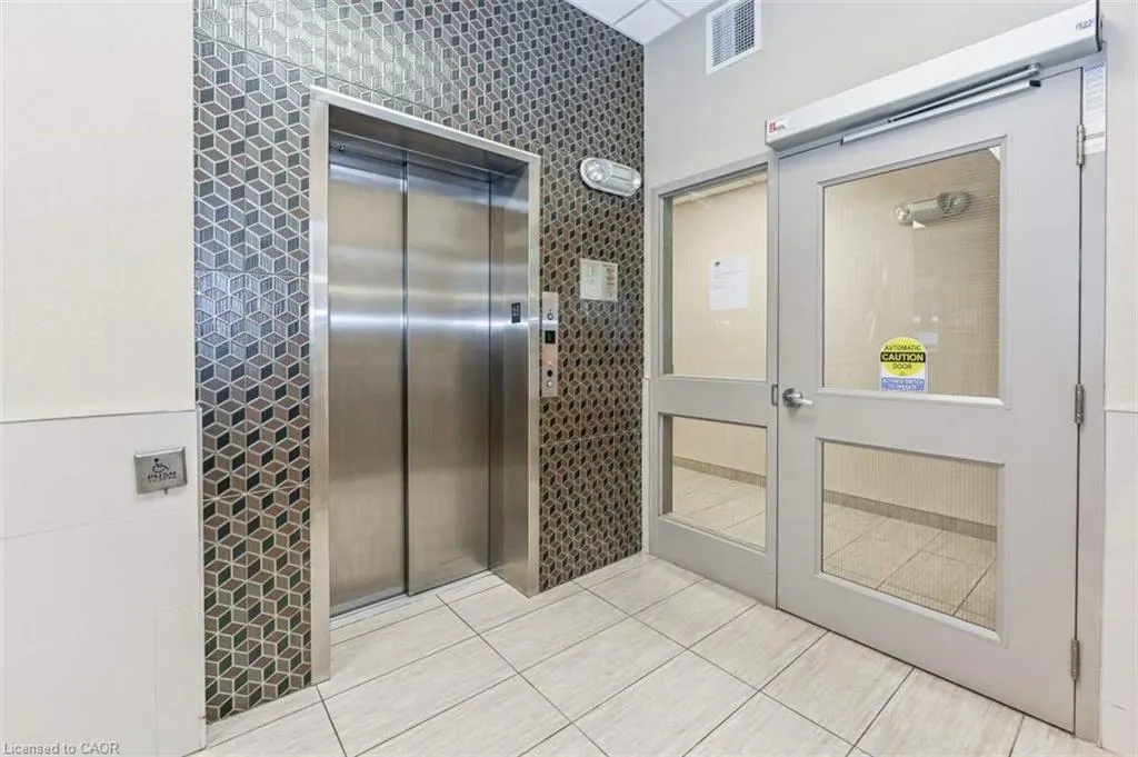 100 Bronte Street S #205