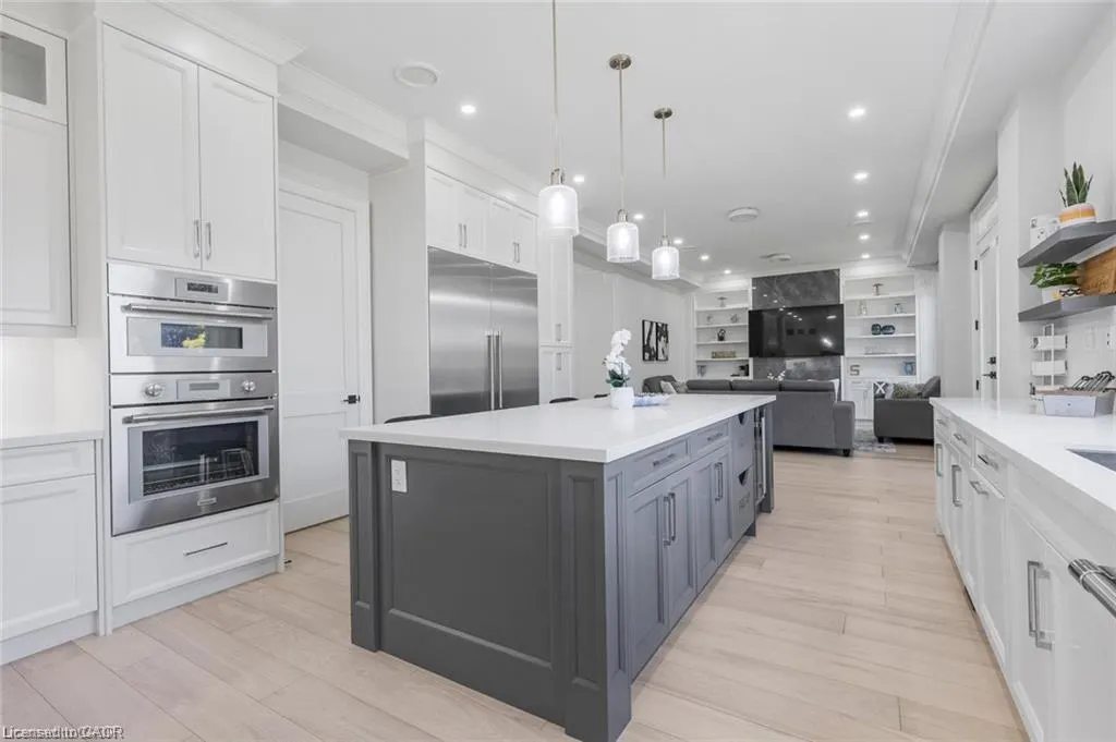 455 Samford Place
