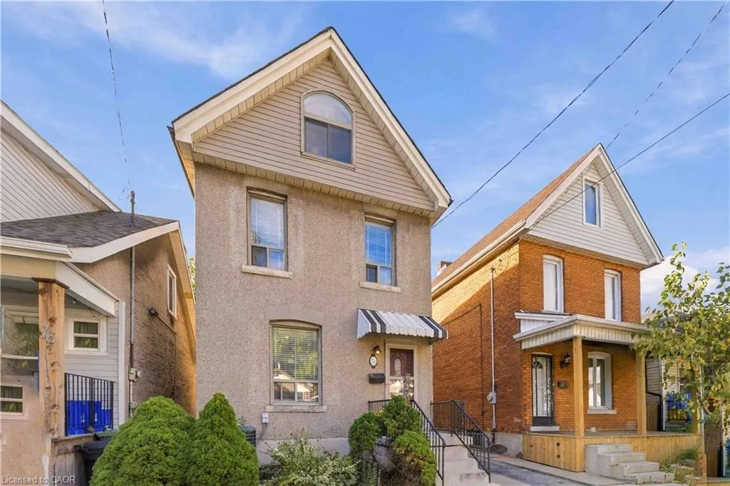 74 Cambridge Avenue
