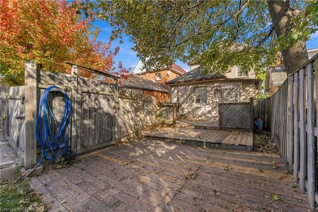 74 Cambridge Avenue