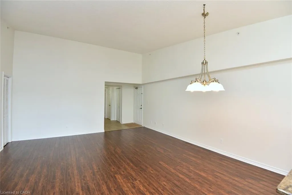 2085 Appleby Line #412