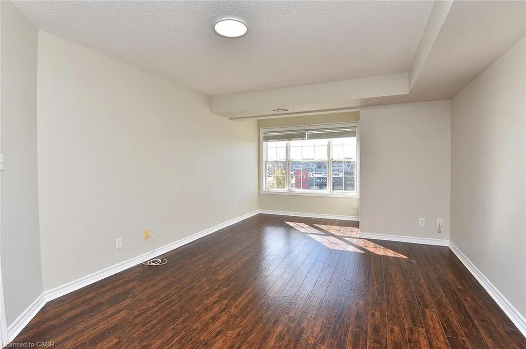 2085 Appleby Line #412