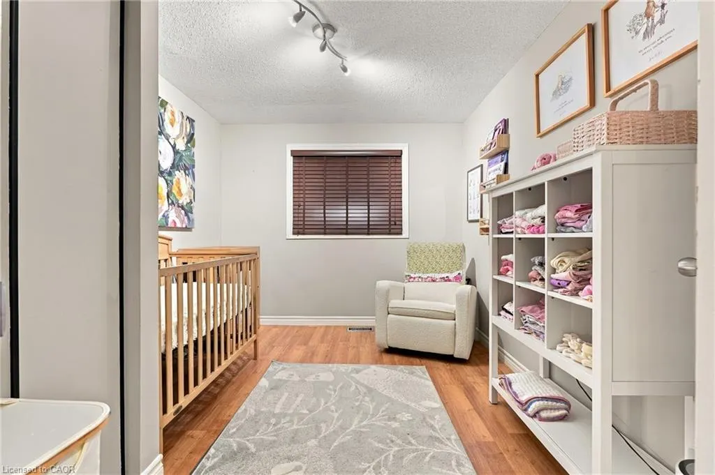 427A Dayna Crescent