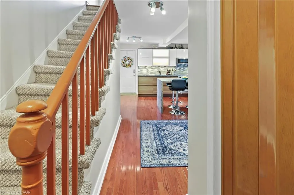 42 Hess Street N