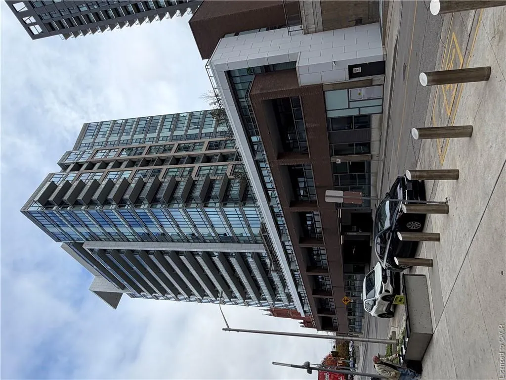 85 Duke Street W #509