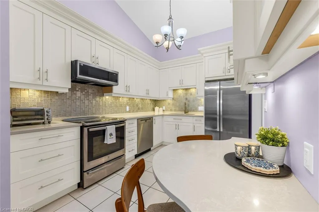 60 Rice Avenue #10