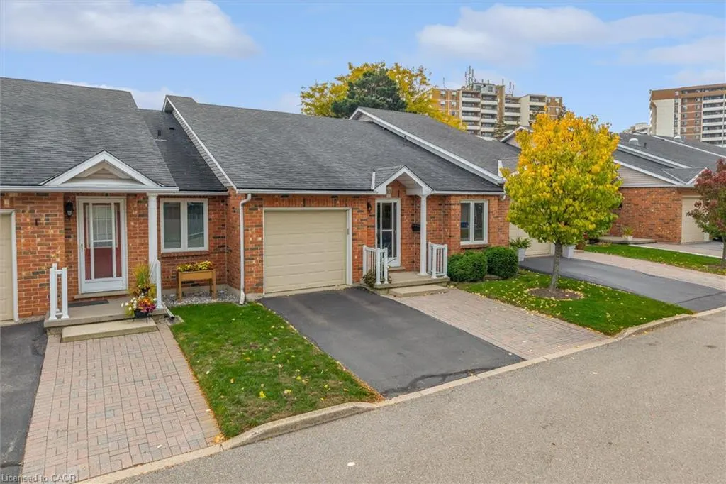 60 Rice Avenue #10