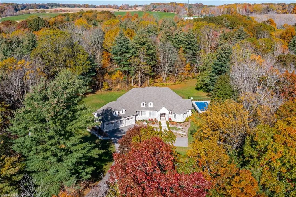 1043 Jerseyville Road W