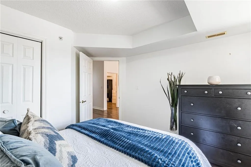 1480 Bishops Gate #406