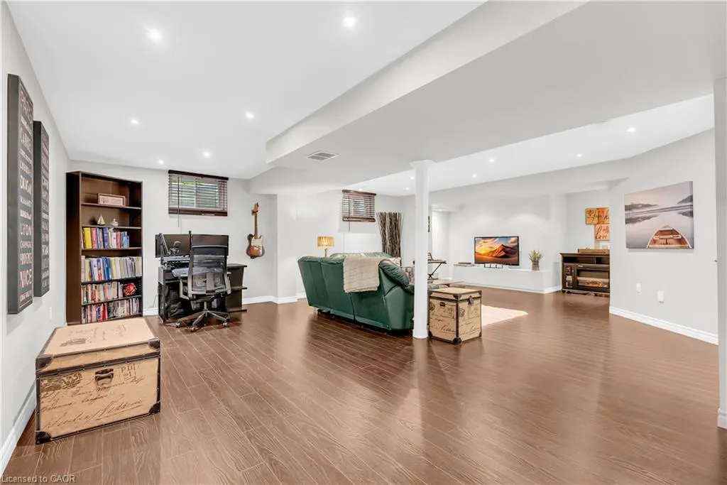 186 Southbrook Drive