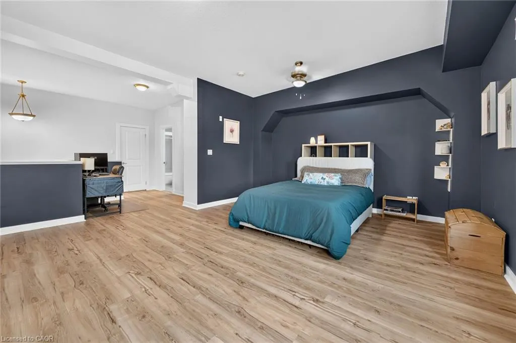 49 Ontario Street #15