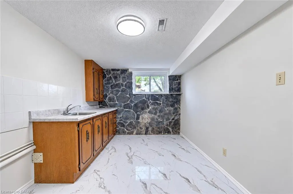 27 Alto Drive