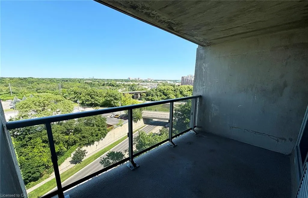 20 Speers Road #1004