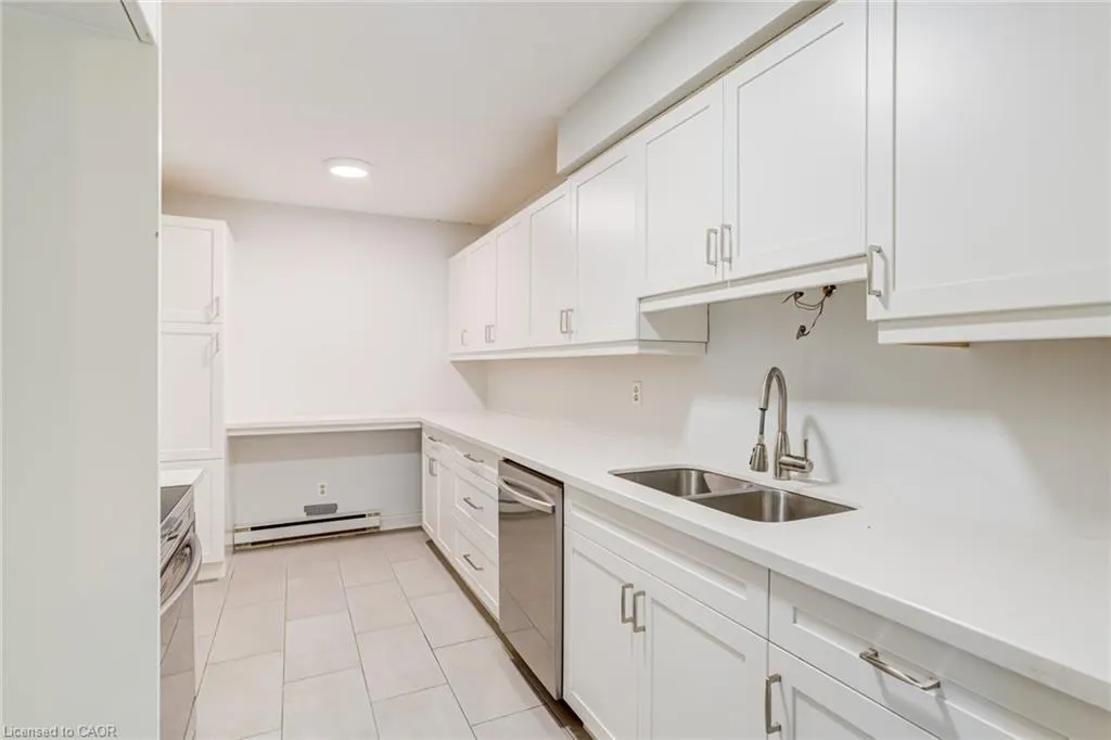 5076 New Street #23