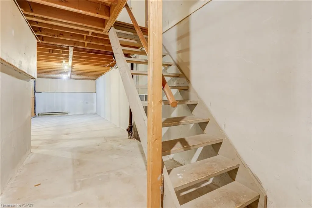 5076 New Street #23