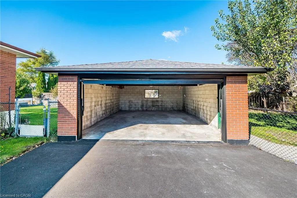 135 Nugent Drive #Upper