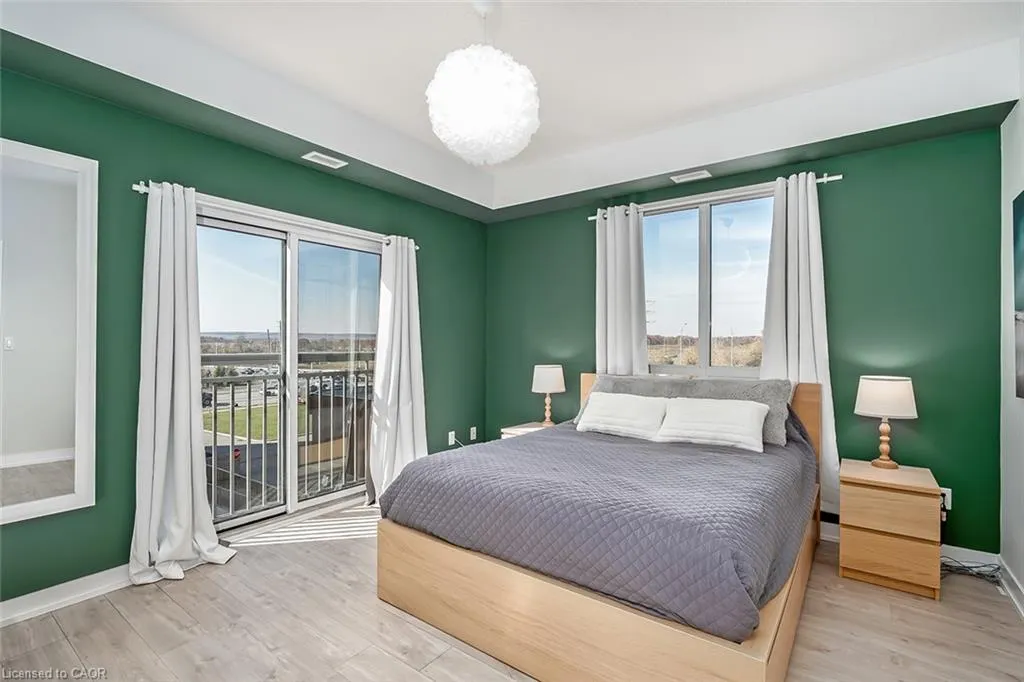2486 Old Bronte Road #306