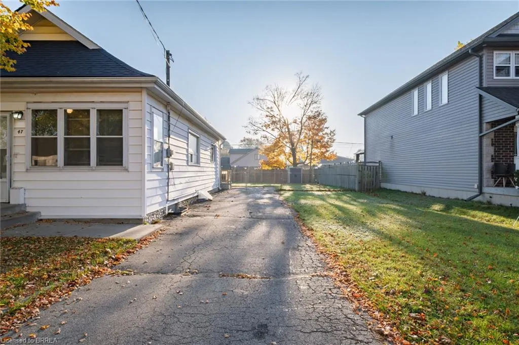 47 Hill Avenue