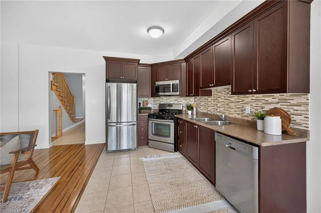 16 Browview Drive