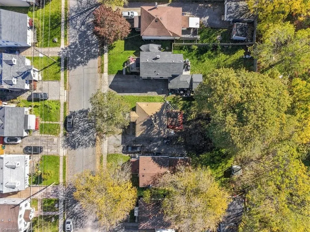 82 Norfolk Avenue