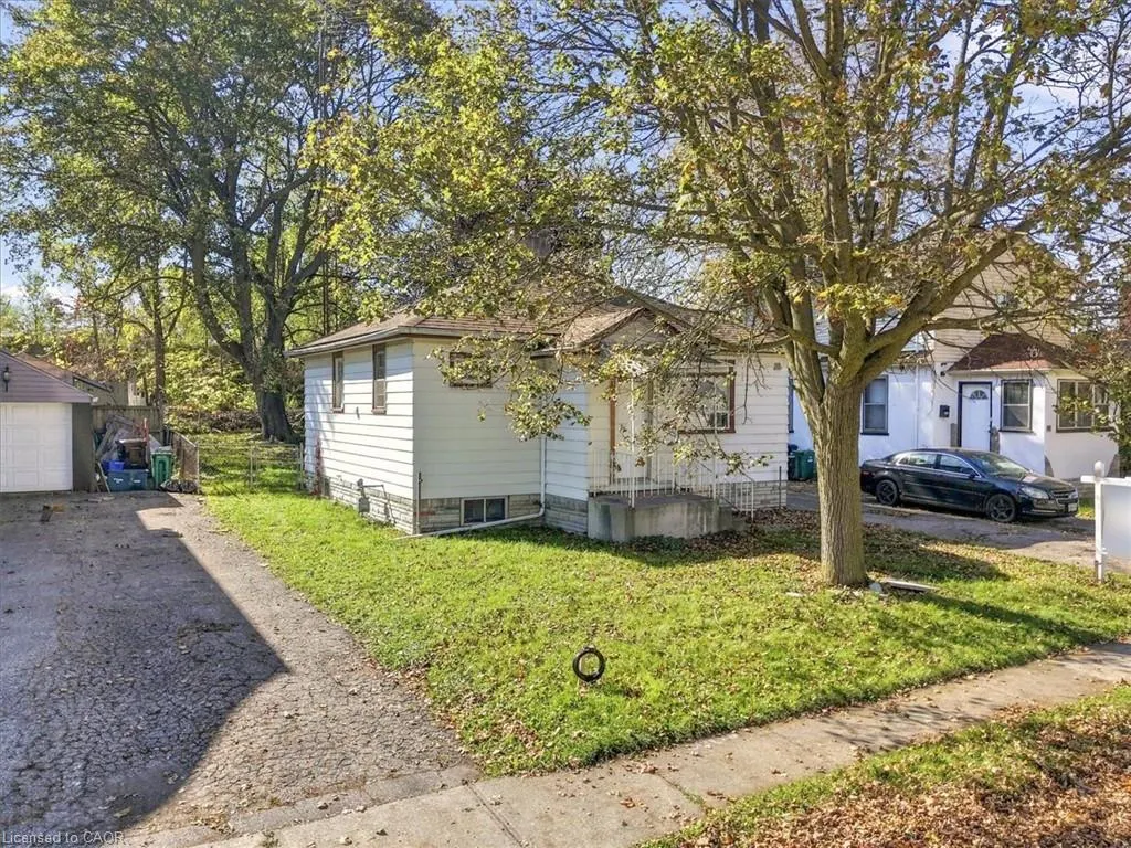 82 Norfolk Avenue