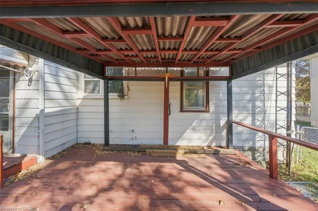 82 Norfolk Avenue