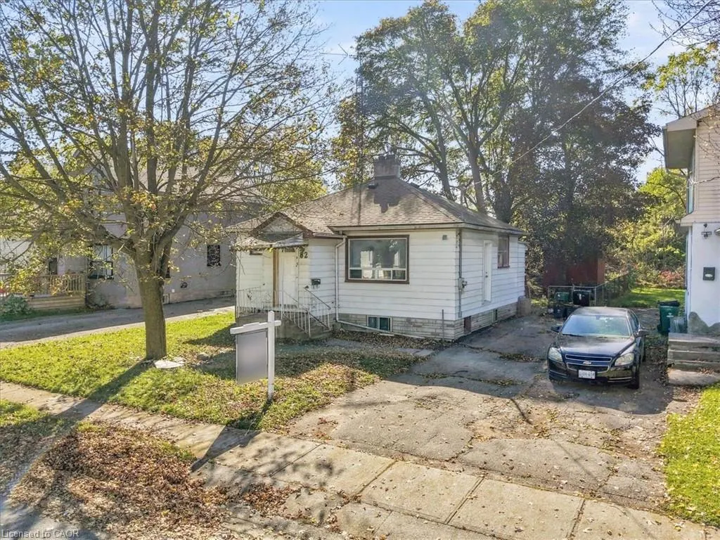 82 Norfolk Avenue