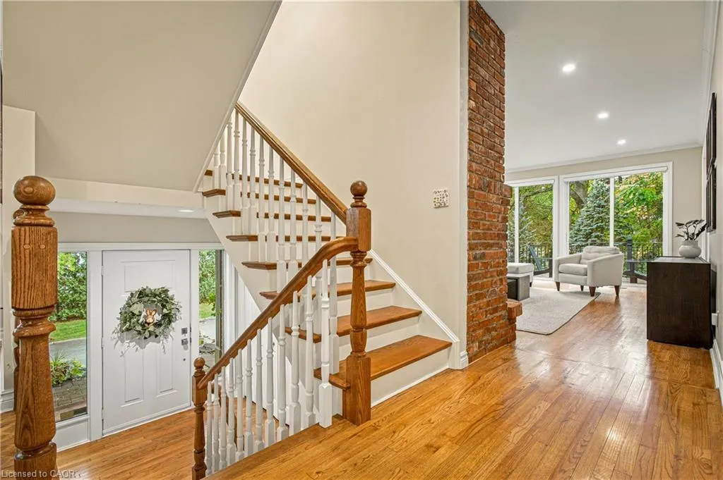 139 Oaklands Park Court