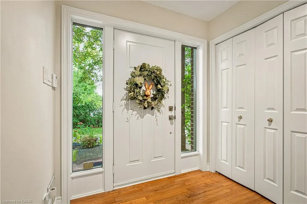 139 Oaklands Park Court