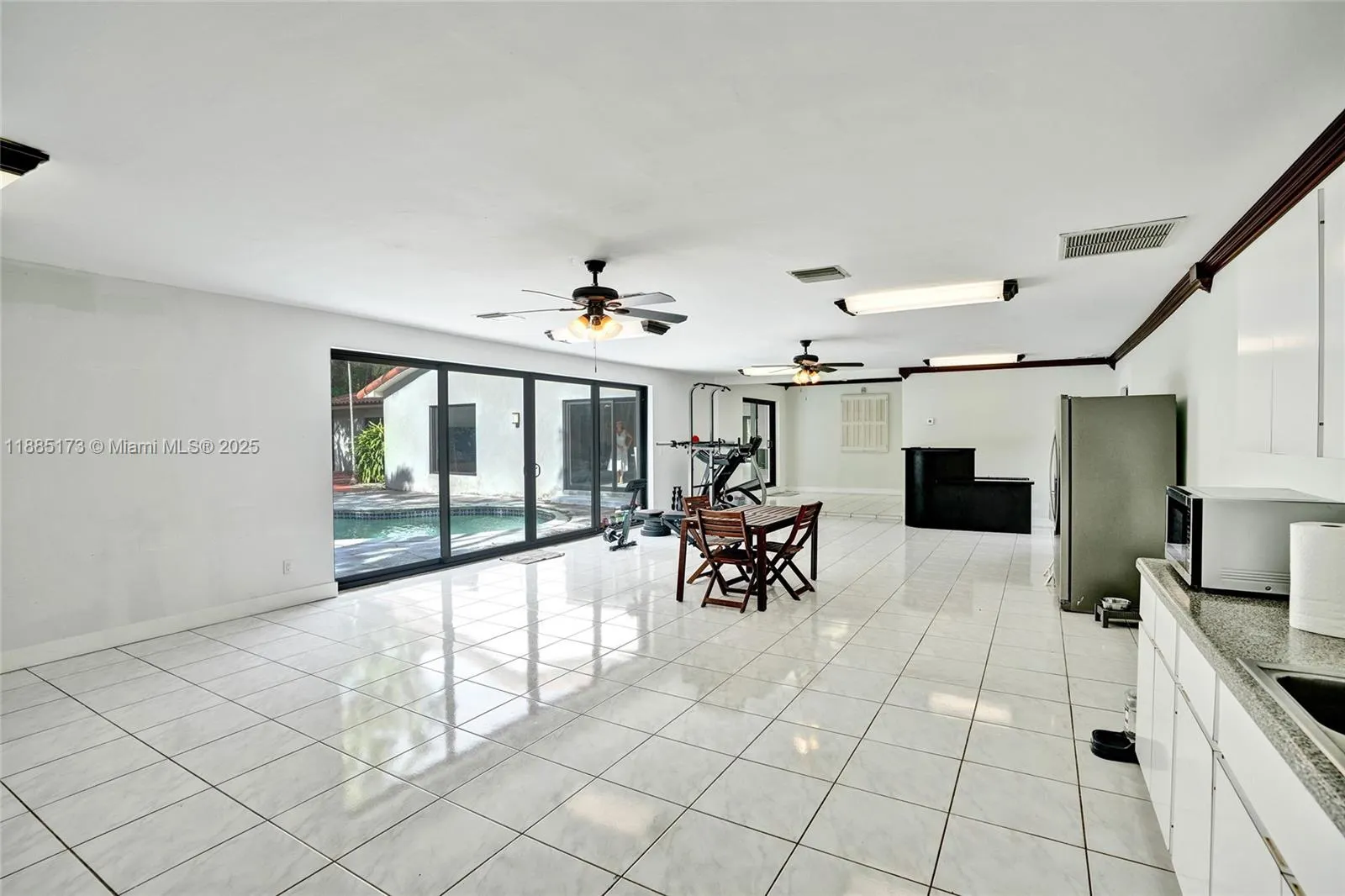 14135 N Miami Ave