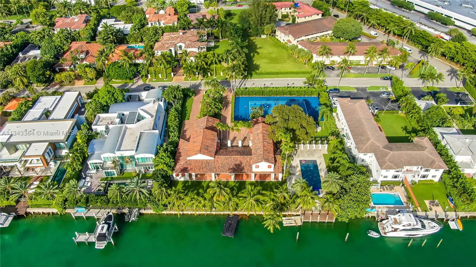 44 Bal Bay Dr