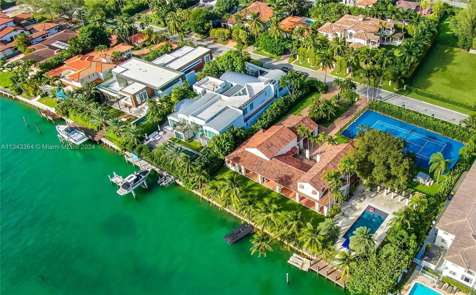 44 Bal Bay Dr