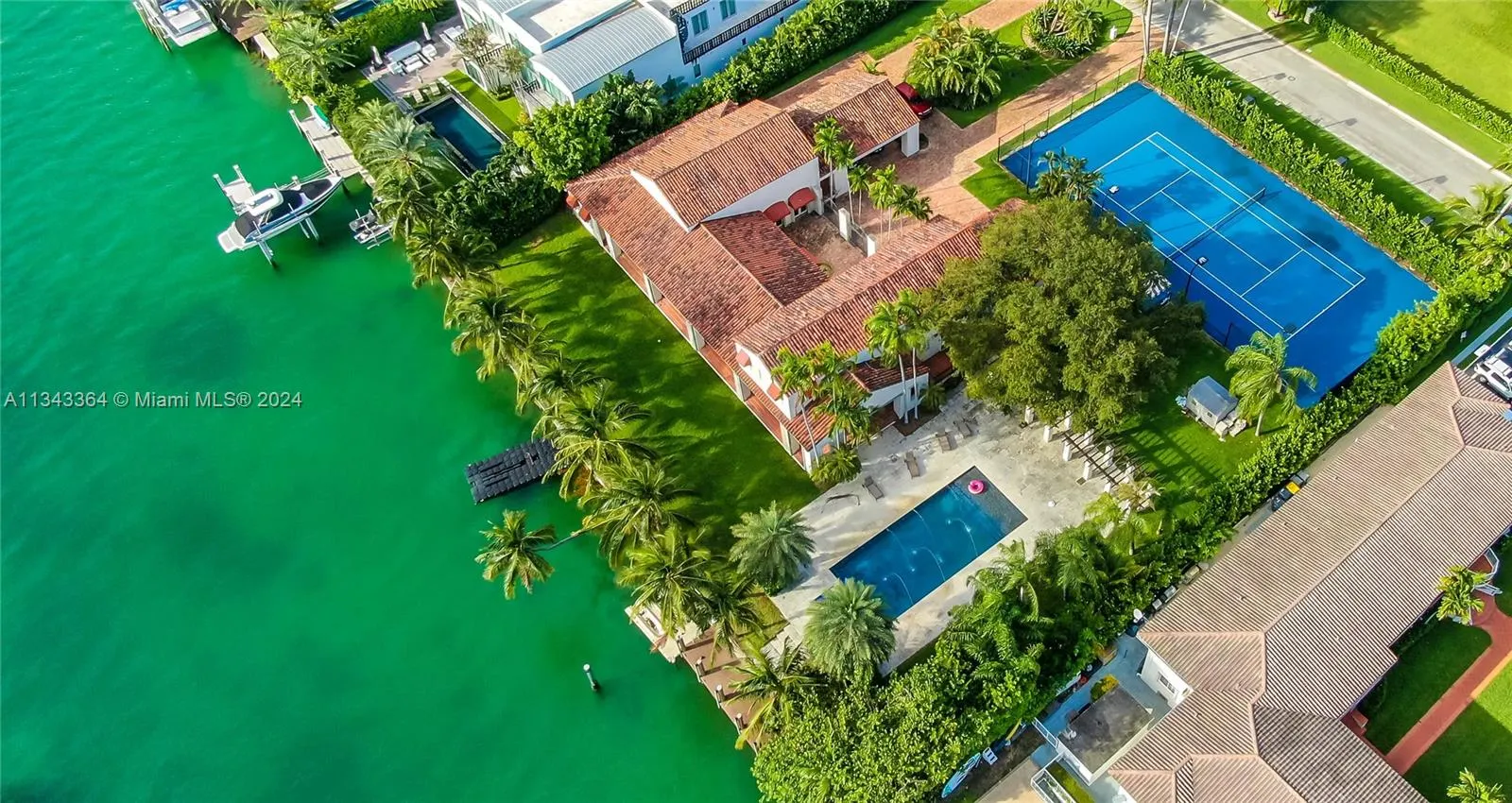 44 Bal Bay Dr