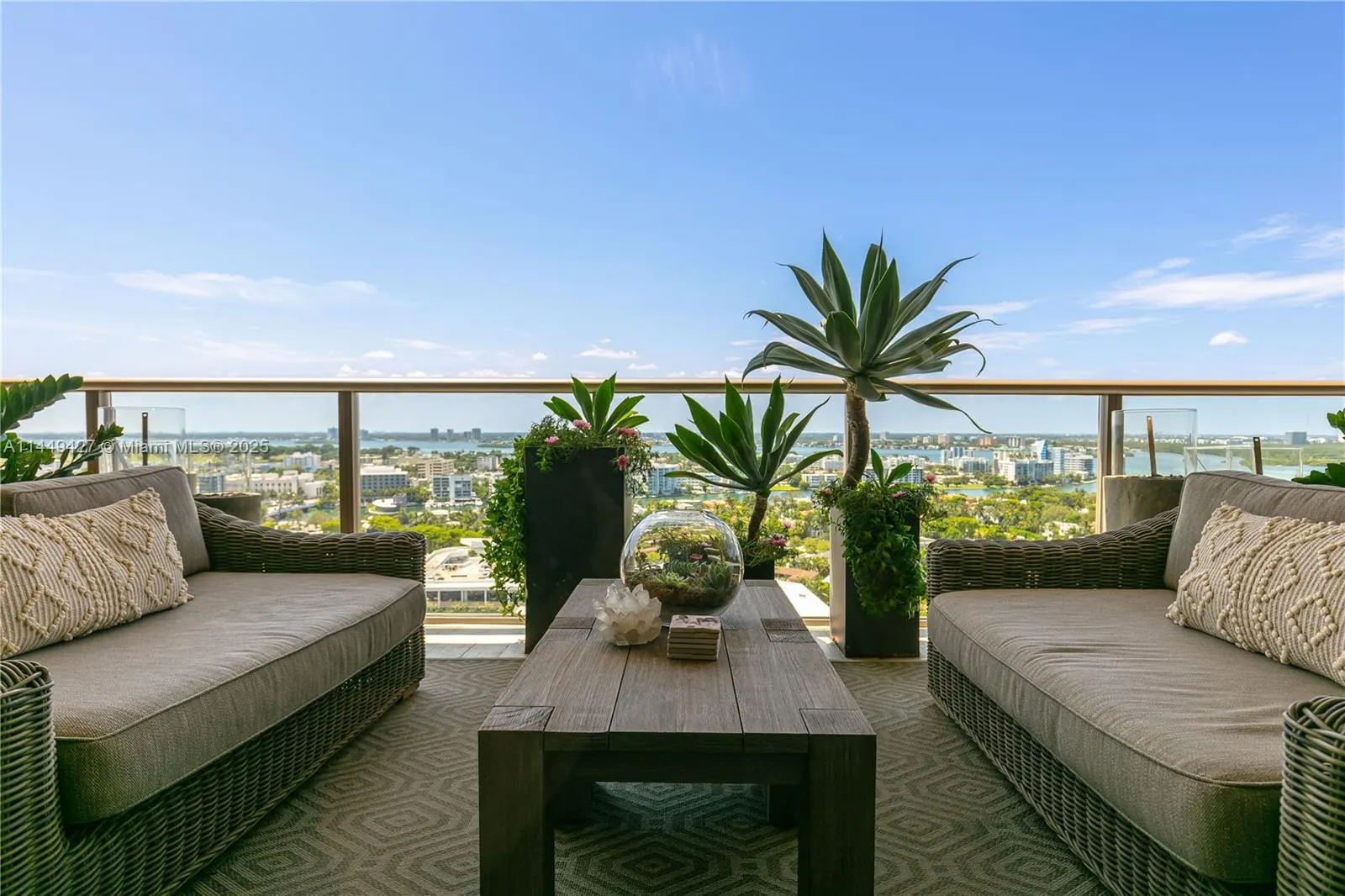 9705 Collins Ave, #1803N