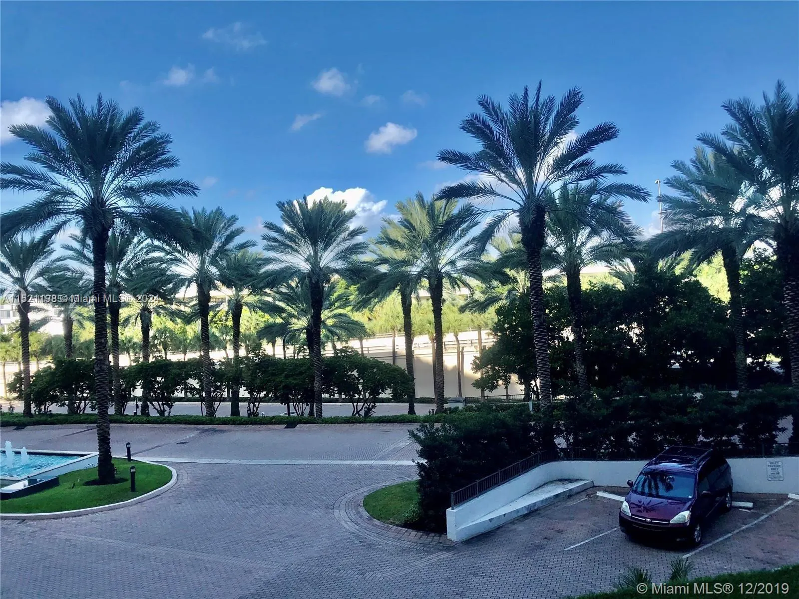 10275 Collins Ave, #230