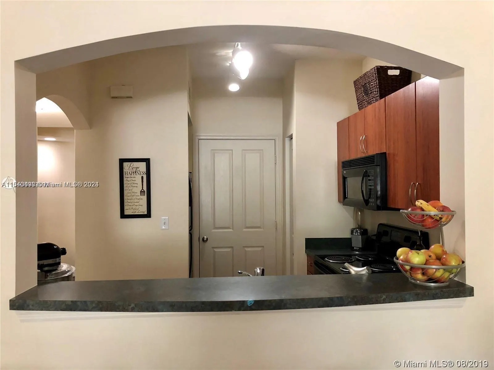 9172 Collins Ave #13